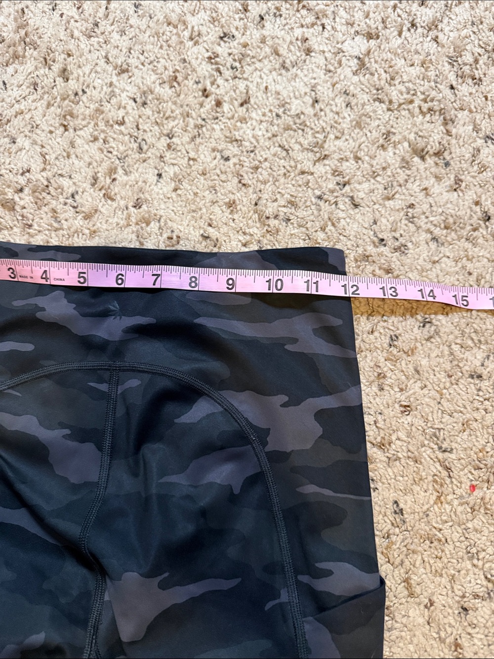 Athleta Black & Gray Camo 7/8 Performance Tights - Picture 6 of 7